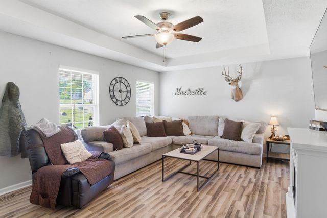 308 Hunter St, Portland, TN 37148