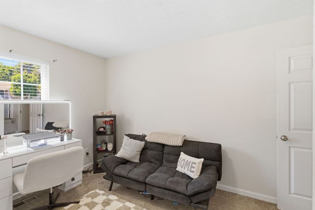 308 Hunter St, Portland, TN 37148