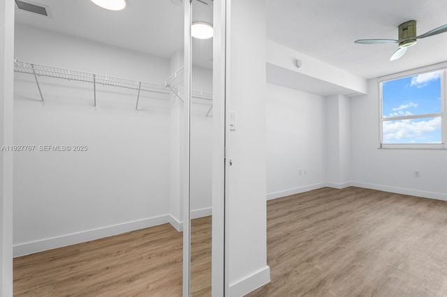 19501 W Country Club Dr 1710, Aventura, FL 33180