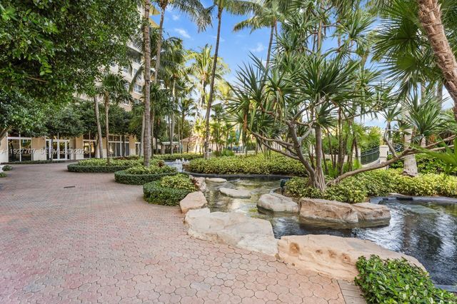 19501 W Country Club Dr 1710, Aventura, FL 33180