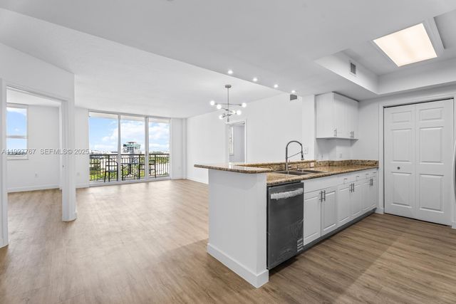 19501 W Country Club Dr 1710, Aventura, FL 33180