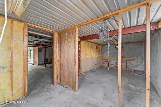 723 HALIFAX ROAD, Holts Summit, MO 65043