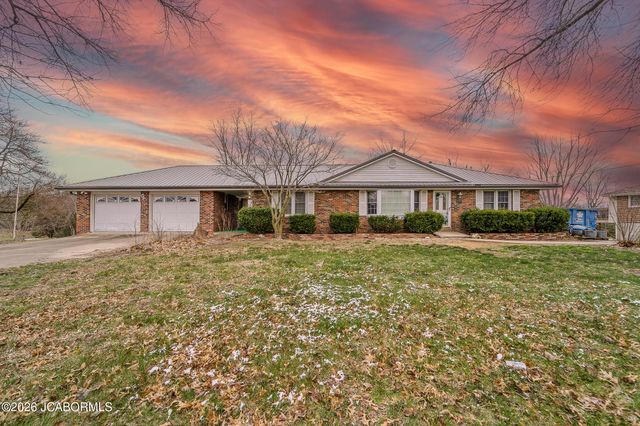 723 HALIFAX ROAD, Holts Summit, MO 65043