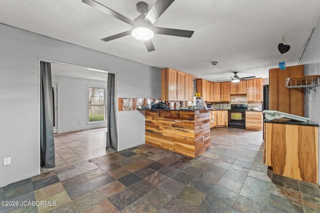 723 HALIFAX ROAD, Holts Summit, MO 65043