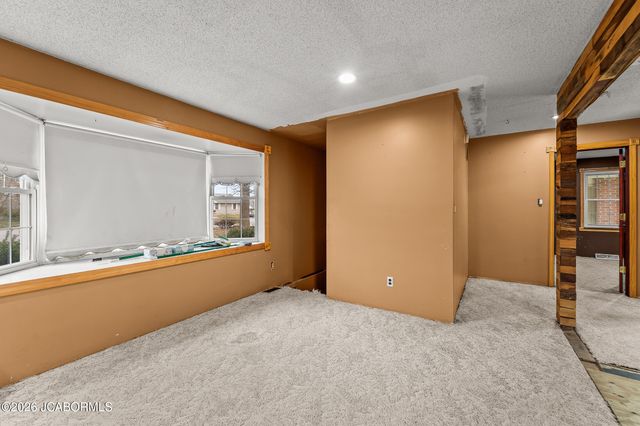 723 HALIFAX ROAD, Holts Summit, MO 65043