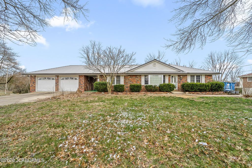 723 HALIFAX ROAD, Holts Summit, MO 65043