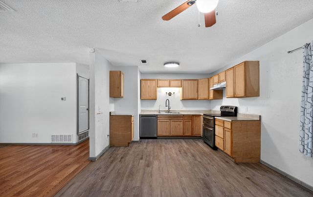 604 Fegan Street, Weatherford, TX 76086