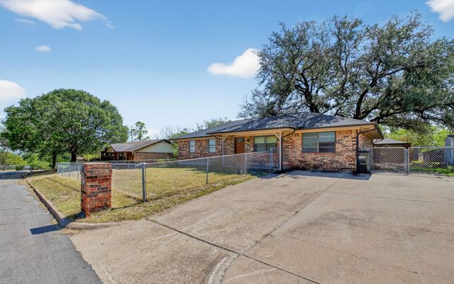 604 Fegan Street, Weatherford, TX 76086