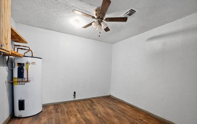 604 Fegan Street, Weatherford, TX 76086