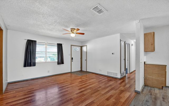 604 Fegan Street, Weatherford, TX 76086