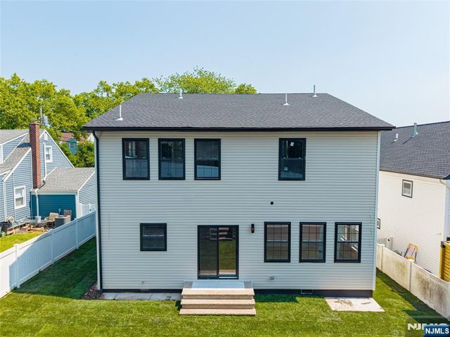 15 Edison Street, Clifton, NJ 07013