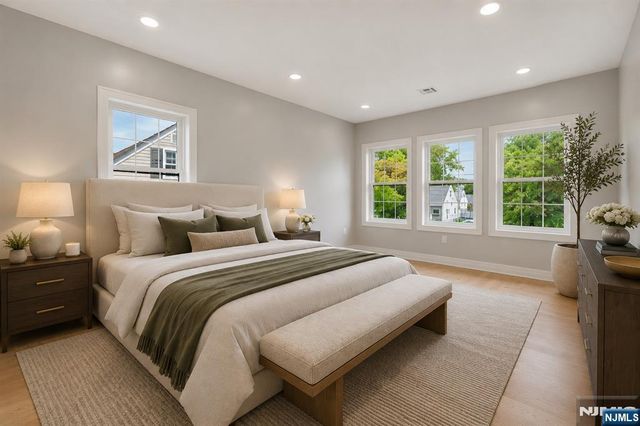 15 Edison Street, Clifton, NJ 07013