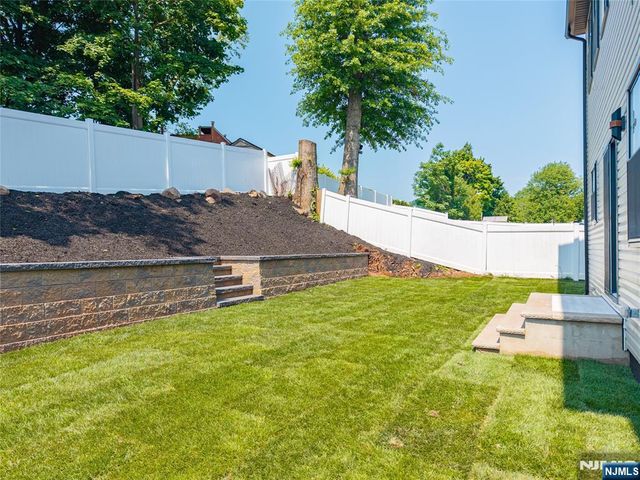 15 Edison Street, Clifton, NJ 07013