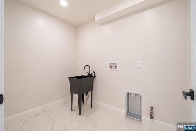 15 Edison Street, Clifton, NJ 07013