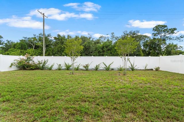1911 BLUE STREAM STREET, Ruskin, FL 33570