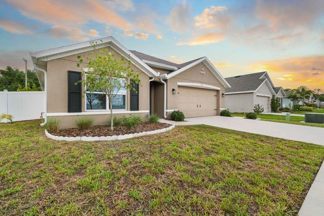 1911 BLUE STREAM STREET, Ruskin, FL 33570