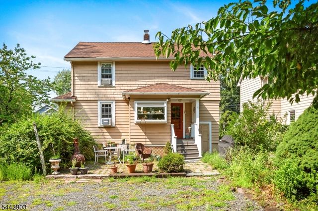 867 North Ave, Westfield Town, NJ 07090