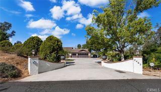 2465 Via Oeste Drive, Fallbrook, CA 92028