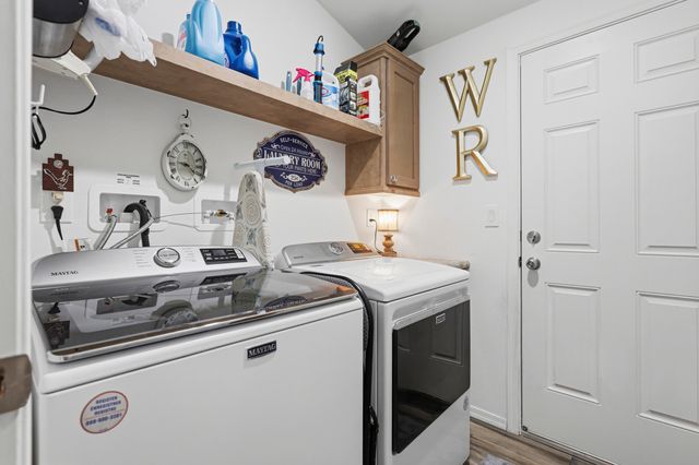 352 Buffalo Circle SE, Albuquerque, NM 87123