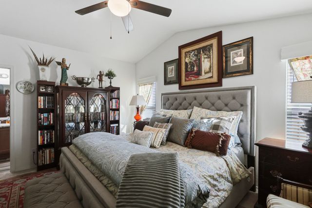 352 Buffalo Circle SE, Albuquerque, NM 87123