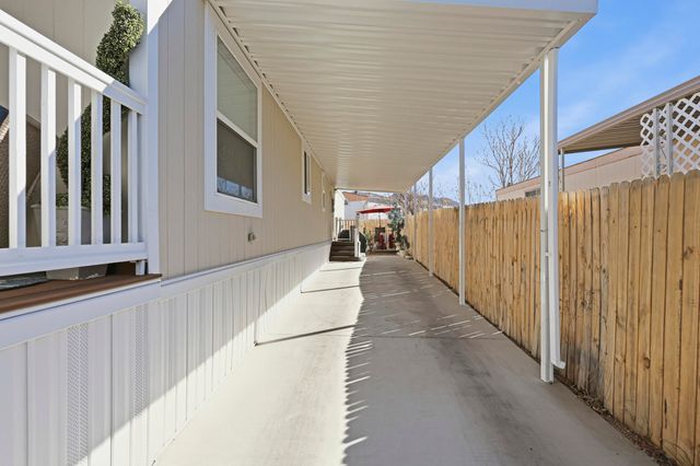 352 Buffalo Circle SE, Albuquerque, NM 87123