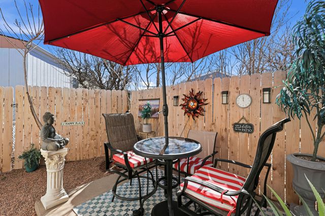 352 Buffalo Circle SE, Albuquerque, NM 87123