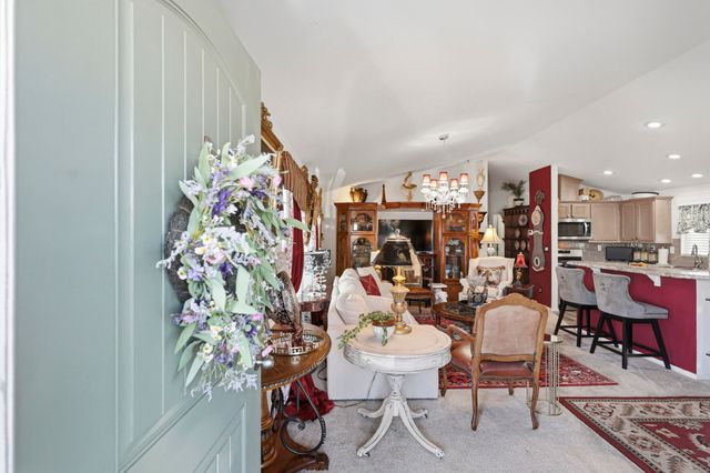 352 Buffalo Circle SE, Albuquerque, NM 87123