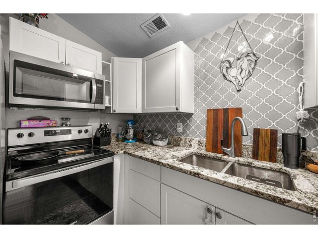 208 S Frances Ave, Milliken, CO 80543