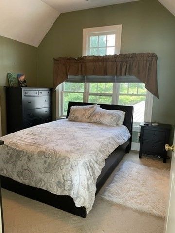 10 Shore Rd, Plymouth, MA 02360