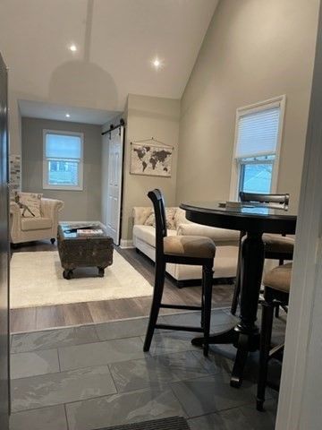 10 Shore Rd, Plymouth, MA 02360