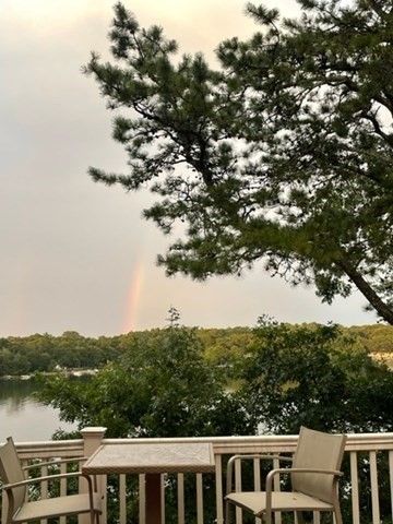 10 Shore Rd, Plymouth, MA 02360