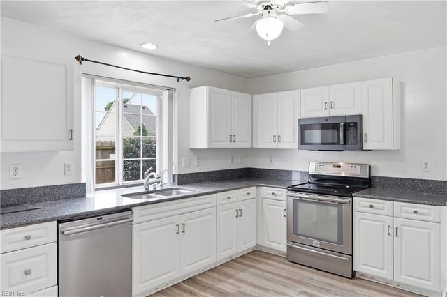 601 Lord Byron CT, Chesapeake, VA 23320
