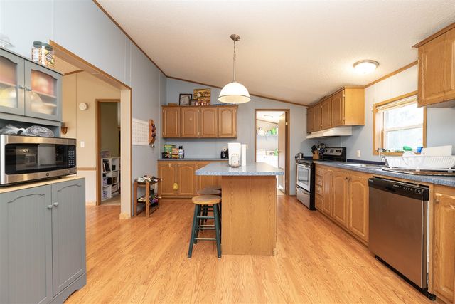 18242 32nd Street, Gobles, MI 49055