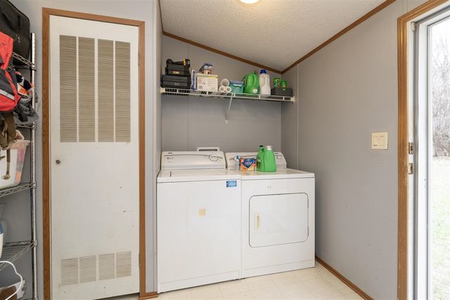 18242 32nd Street, Gobles, MI 49055