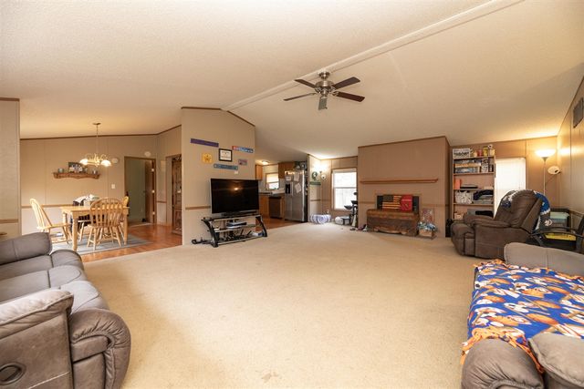 18242 32nd Street, Gobles, MI 49055