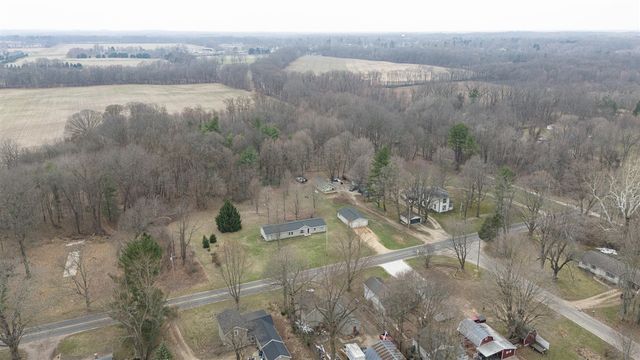18242 32nd Street, Gobles, MI 49055