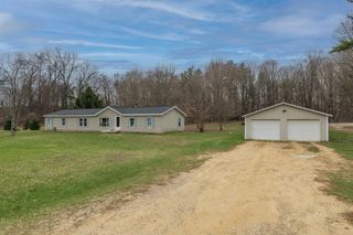 18242 32nd Street, Gobles, MI 49055