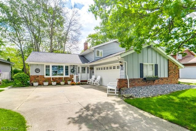 6723 Edgemoor Avenue, Solon, OH 44139