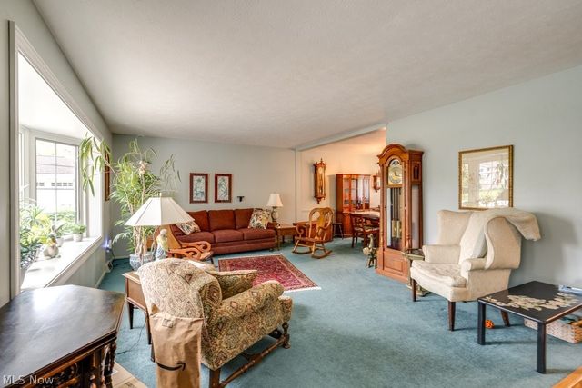 6723 Edgemoor Avenue, Solon, OH 44139