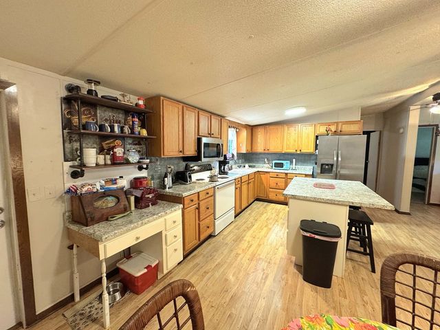 27 County Road 47, Eufaula, AL 36027