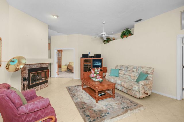 641 NW VENETTO Court, Port St. Lucie, Port St Lucie, FL 34986