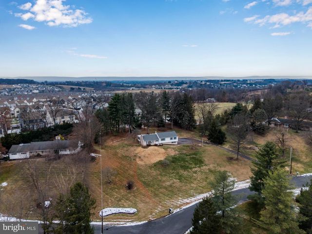 1437 BRANDTON ROAD, Mechanicsburg, PA 17055