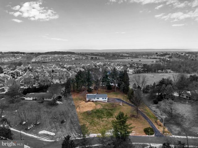 1437 BRANDTON ROAD, Mechanicsburg, PA 17055