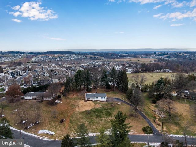 1437 BRANDTON ROAD, Mechanicsburg, PA 17055