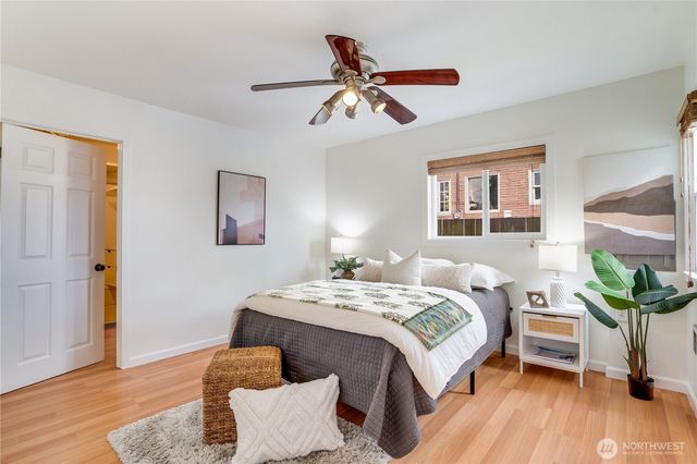 613 S Lawrence Street, Tacoma, WA 98405