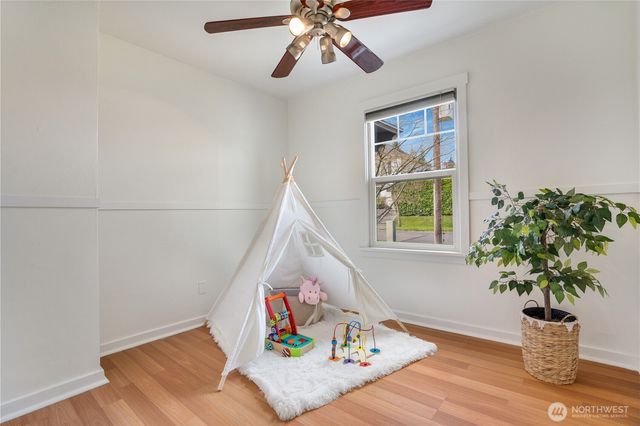 613 S Lawrence Street, Tacoma, WA 98405