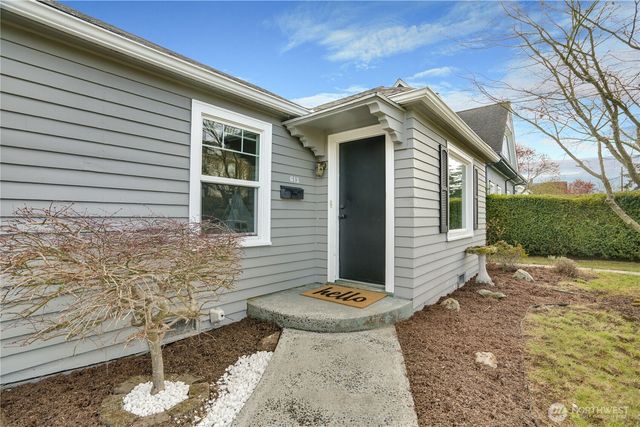 613 S Lawrence Street, Tacoma, WA 98405