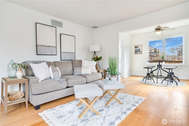 613 S Lawrence Street, Tacoma, WA 98405