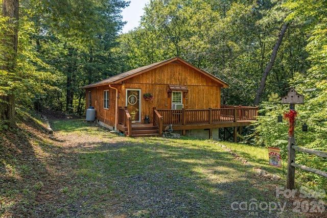 116 Keepsake Lane, Whittier, NC 28789