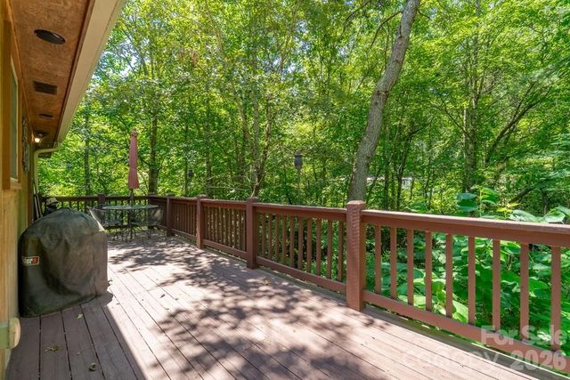 116 Keepsake Lane, Whittier, NC 28789